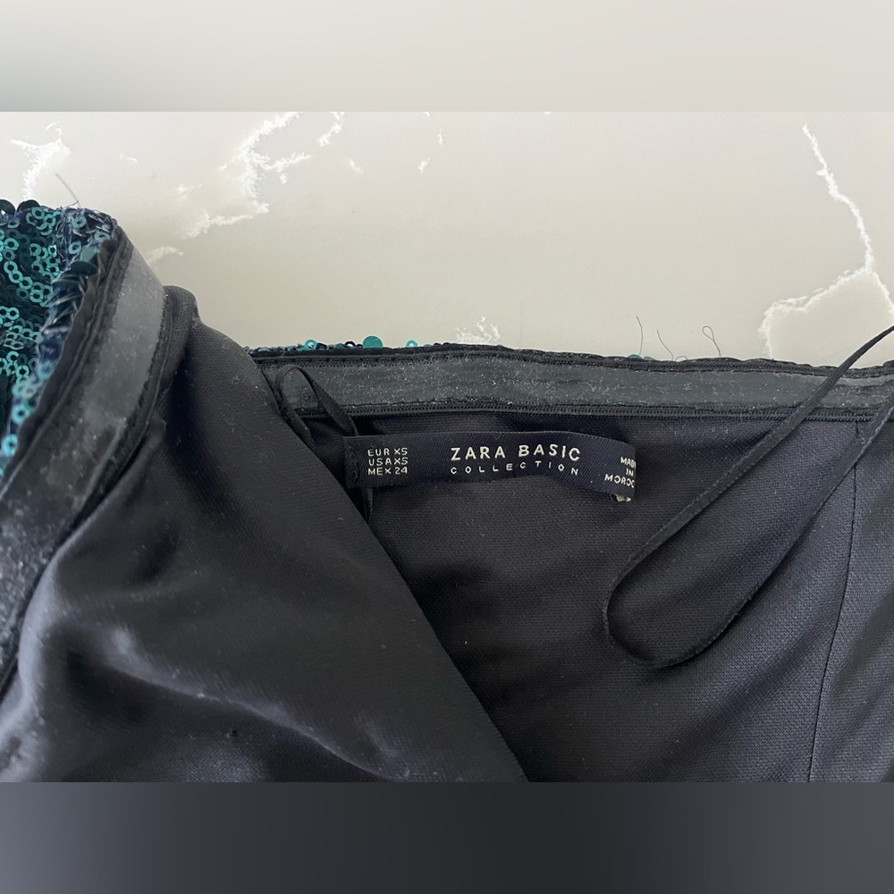 Zara Emerald Green Sequinned Tube Top with Diamond Pattern - Picture 5 of 11